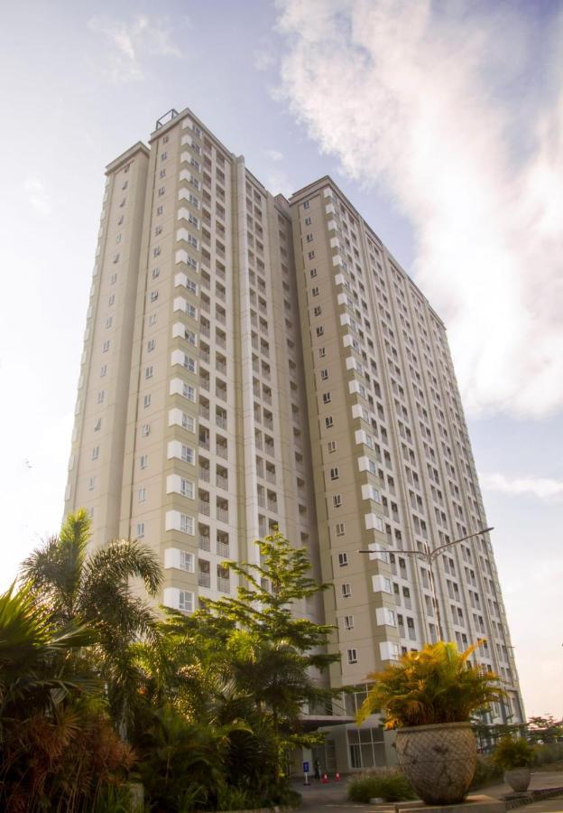 Skyland City Hotel Jatinangor Cilimus ภายนอก รูปภาพ