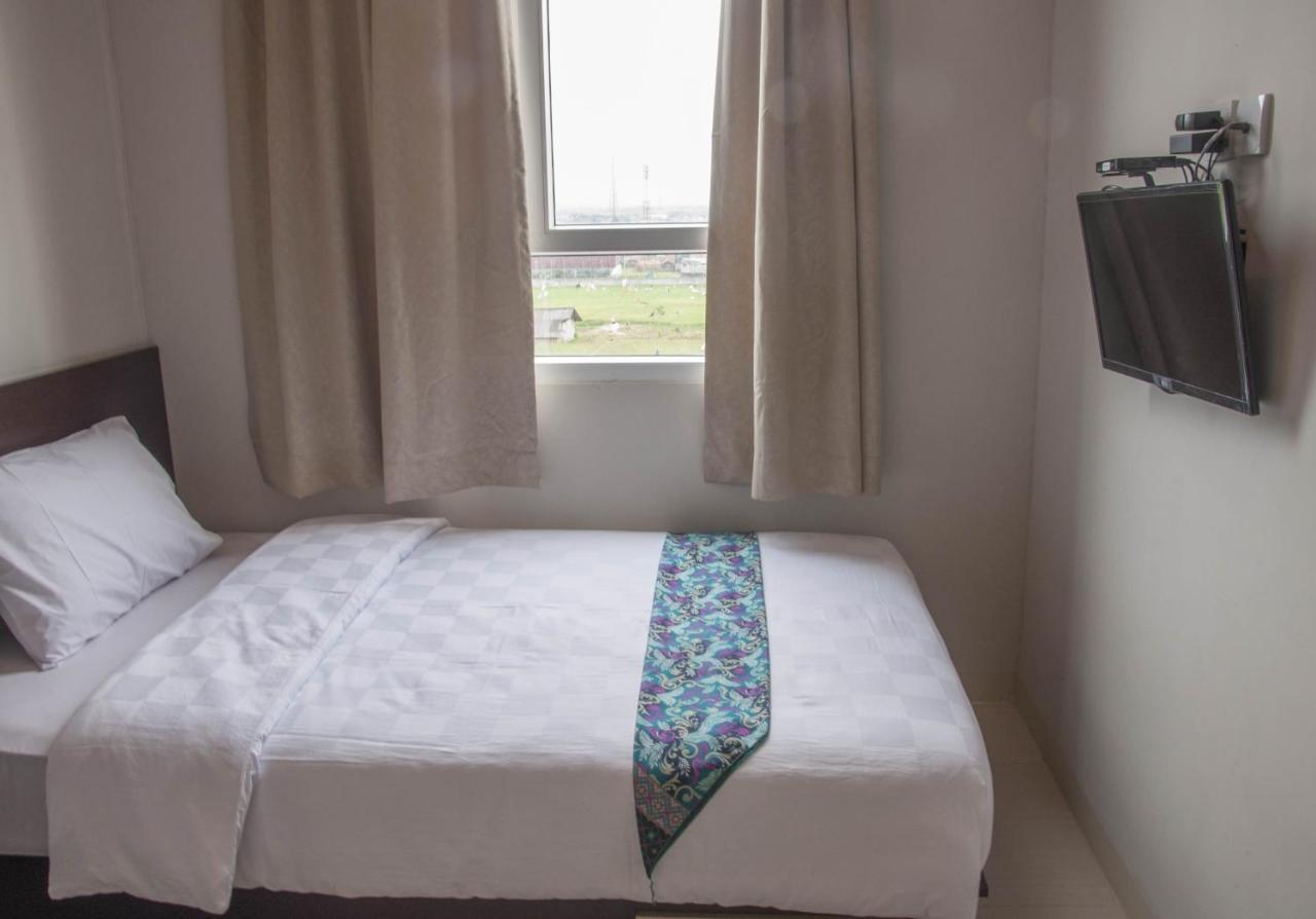 Skyland City Hotel Jatinangor Cilimus ภายนอก รูปภาพ