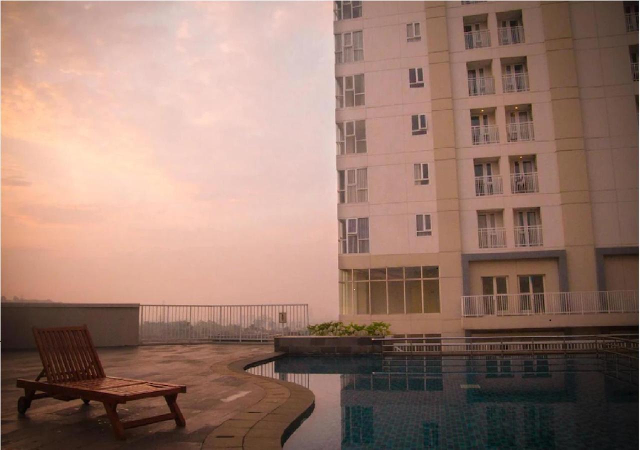 Skyland City Hotel Jatinangor Cilimus ภายนอก รูปภาพ